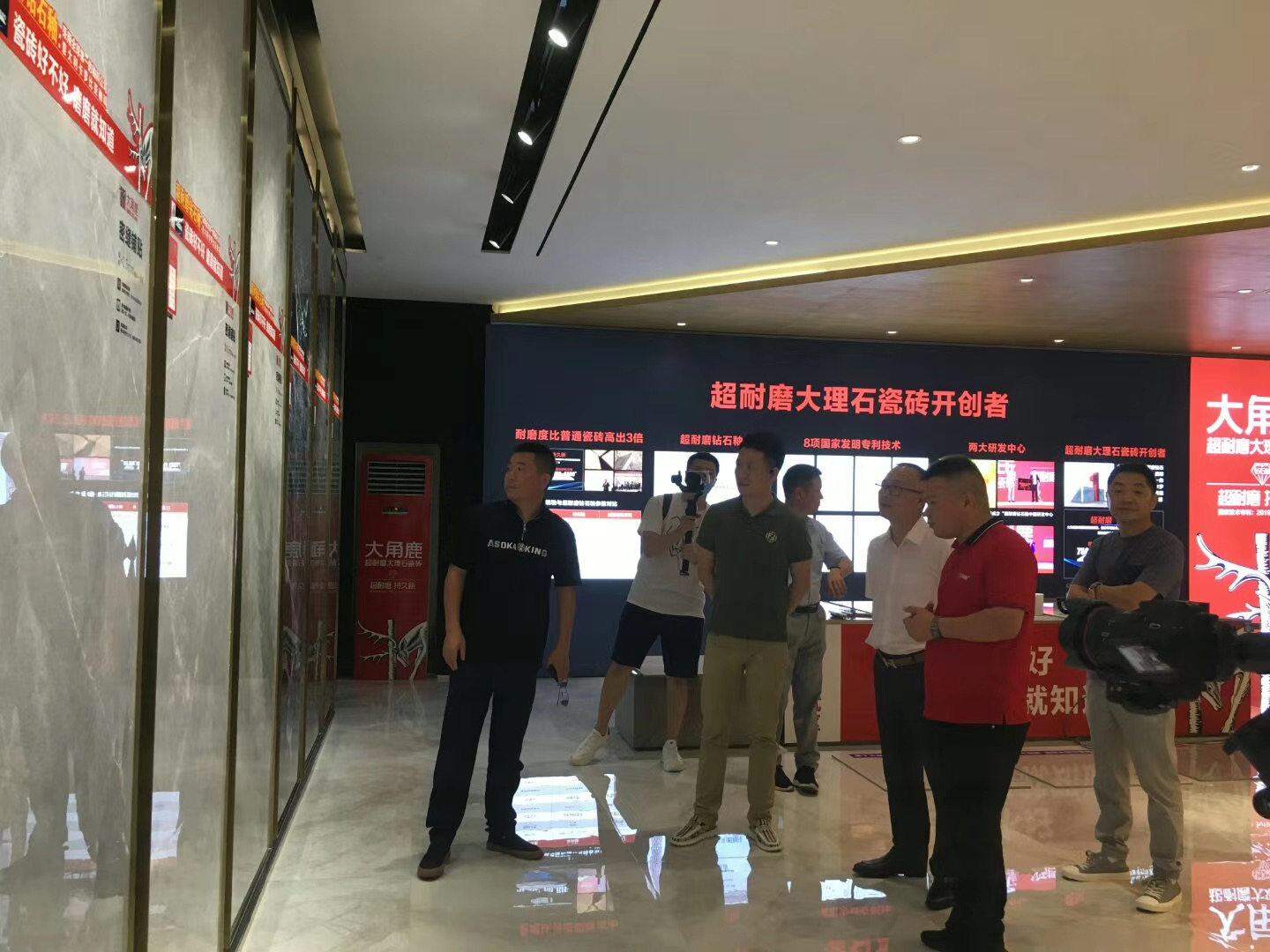 大角鹿超耐磨大理石瓷砖